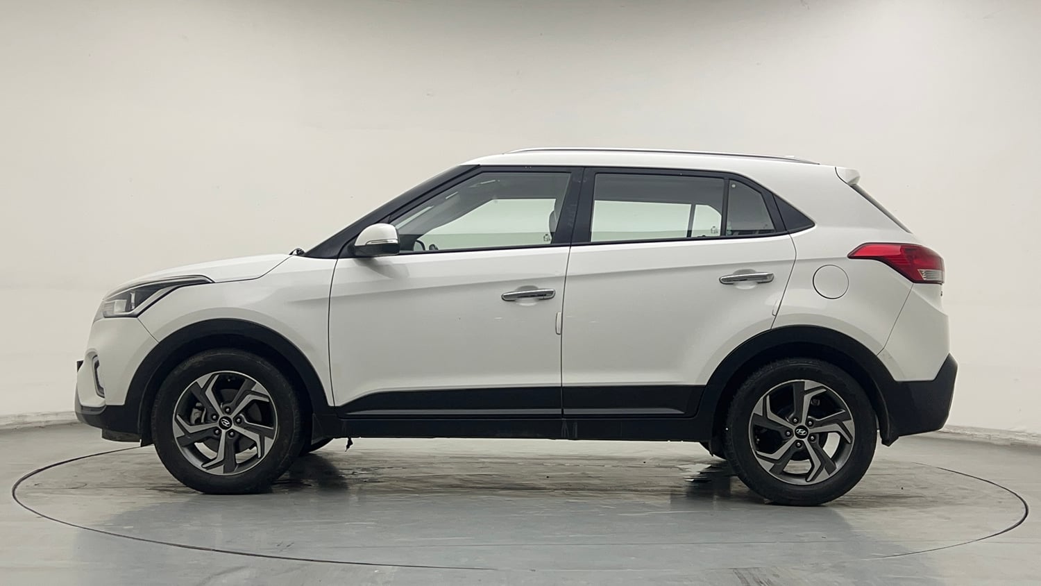 Used 2018 Hyundai Creta SX 1.6 AT Petrol Petrol Automatic exterior LEFT SIDE VIEW