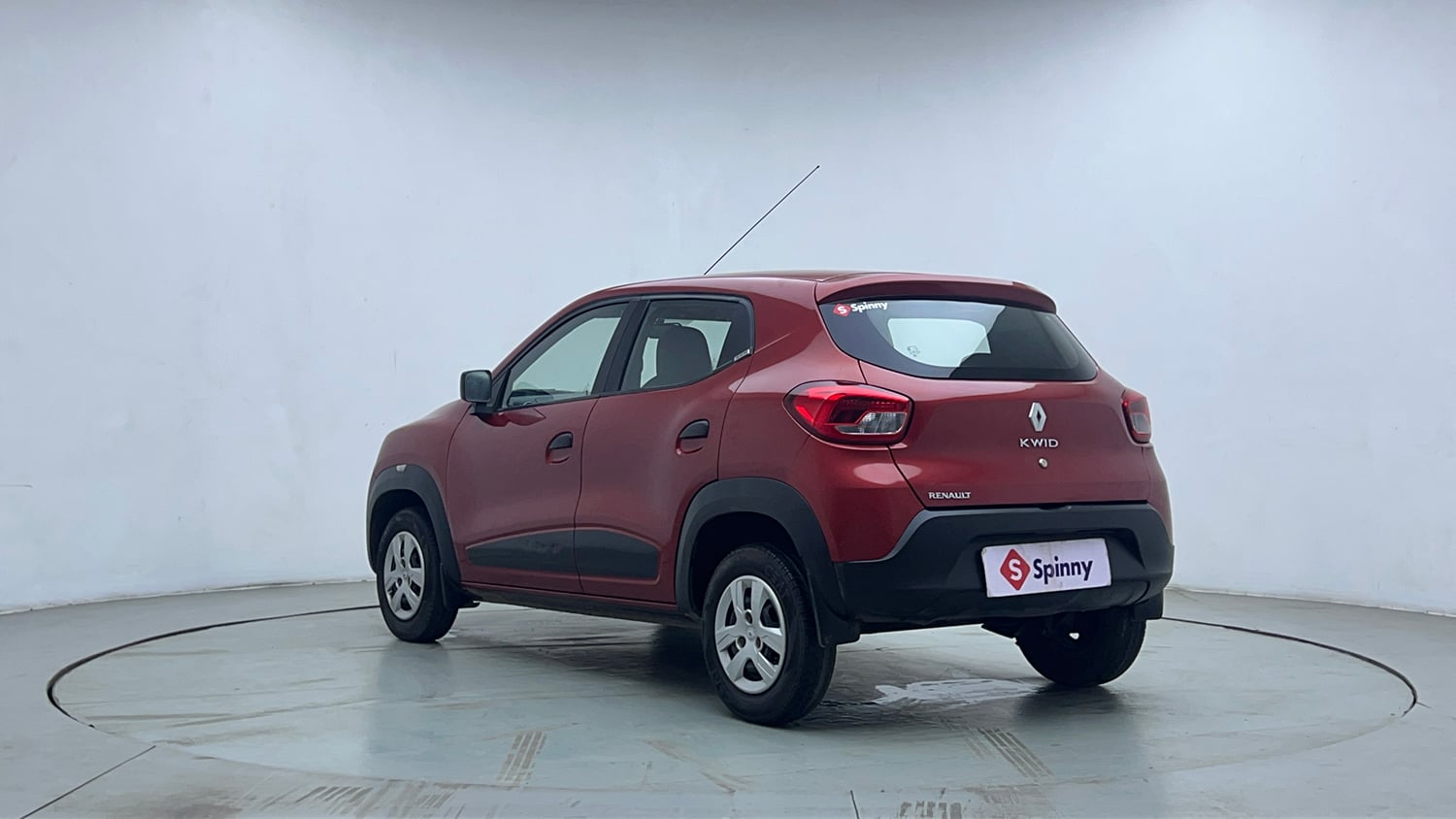 Used 2016 Renault Kwid RXT Petrol Manual exterior LEFT REAR CORNER VIEW
