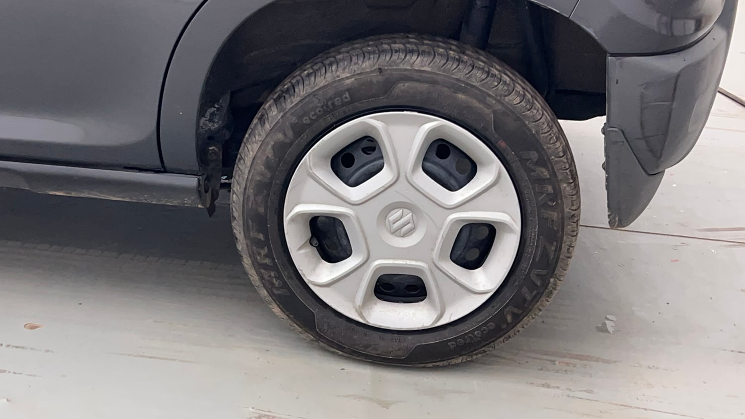 Used 2022 Maruti Suzuki S-Presso VXi (O) Petrol Manual tyres LEFT REAR TYRE RIM VIEW