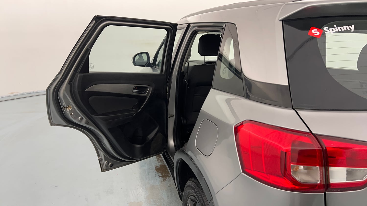 Used 2019 Maruti Suzuki Vitara Brezza [2016-2020] ZDi Plus Diesel Manual interior LEFT REAR DOOR OPEN VIEW