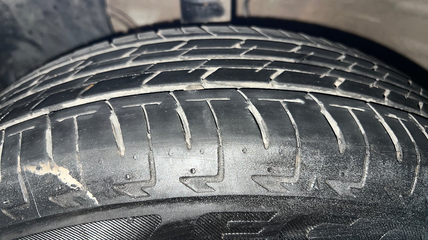 Used 2023 Maruti Suzuki Celerio LXi Petrol Manual tyres LEFT FRONT TYRE TREAD VIEW
