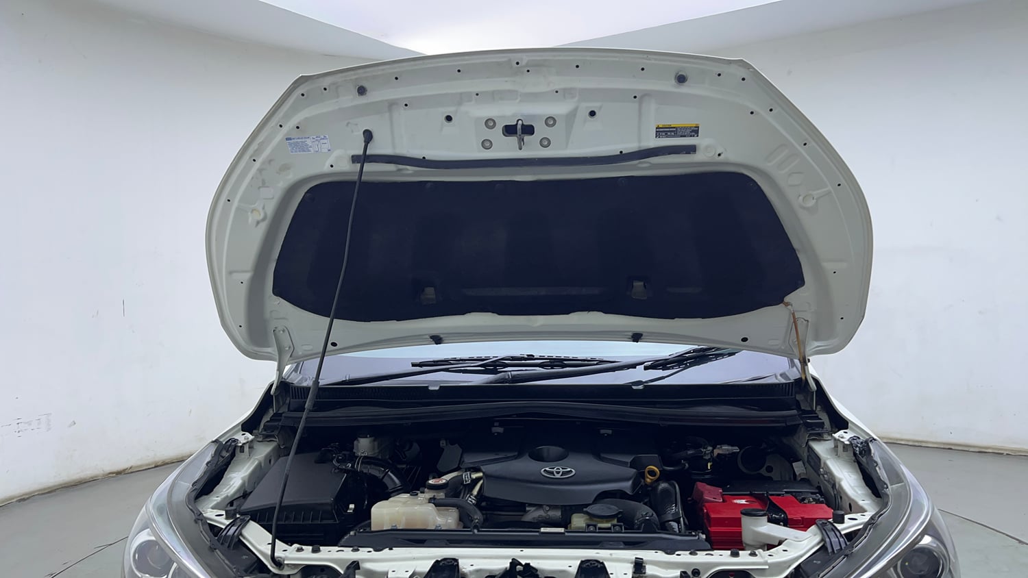 Used 2019 Toyota Innova Crysta Touring Sport Diesel AT Diesel Automatic engine ENGINE & BONNET OPEN FRONT VIEW