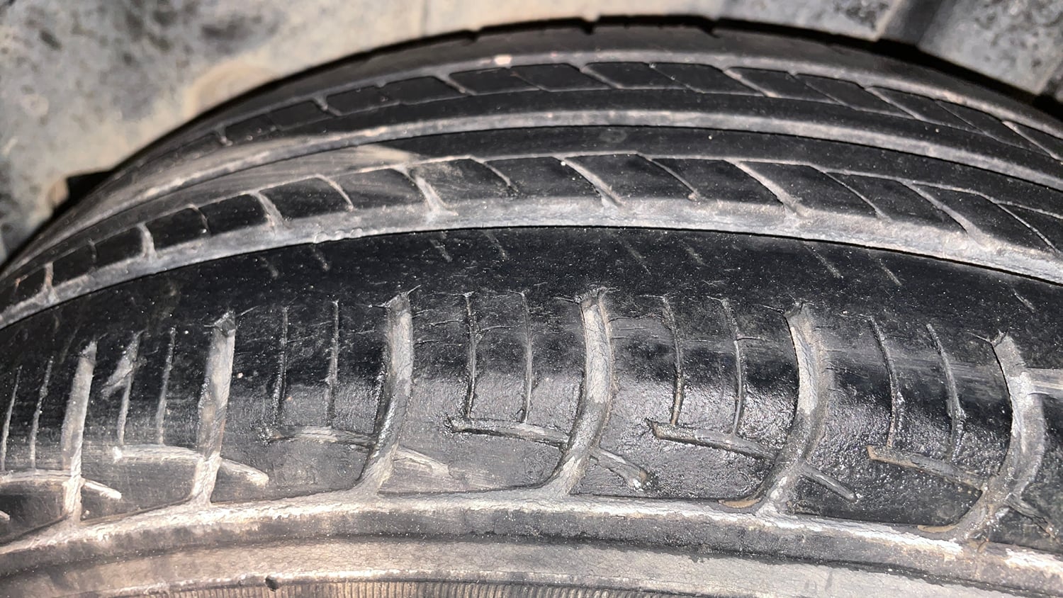 Used 2017 Maruti Suzuki Ciaz VXi Petrol Manual tyres LEFT REAR TYRE TREAD VIEW
