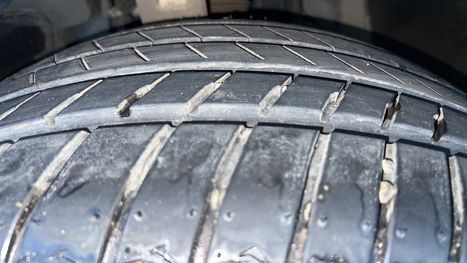 Used 2022 BMW X5 xDrive40i M Sport Petrol Automatic tyres RIGHT FRONT TYRE TREAD VIEW