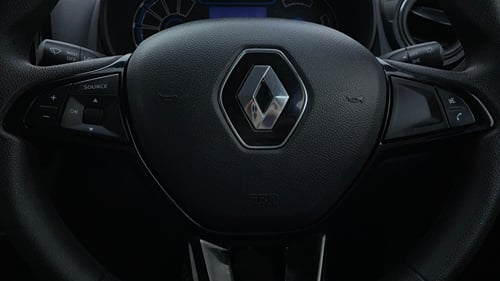 Used 2024 Renault Kwid RXT 1.0L Petrol Manual top_features Airbags