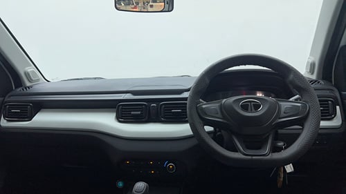 Used 2024 Tata Punch Pure MT Petrol Manual interior DASHBOARD VIEW