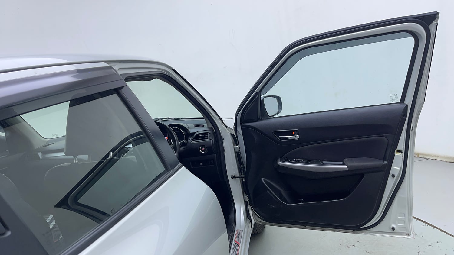 Used 2022 Maruti Suzuki Swift ZXi Plus Petrol Manual interior RIGHT FRONT DOOR OPEN VIEW