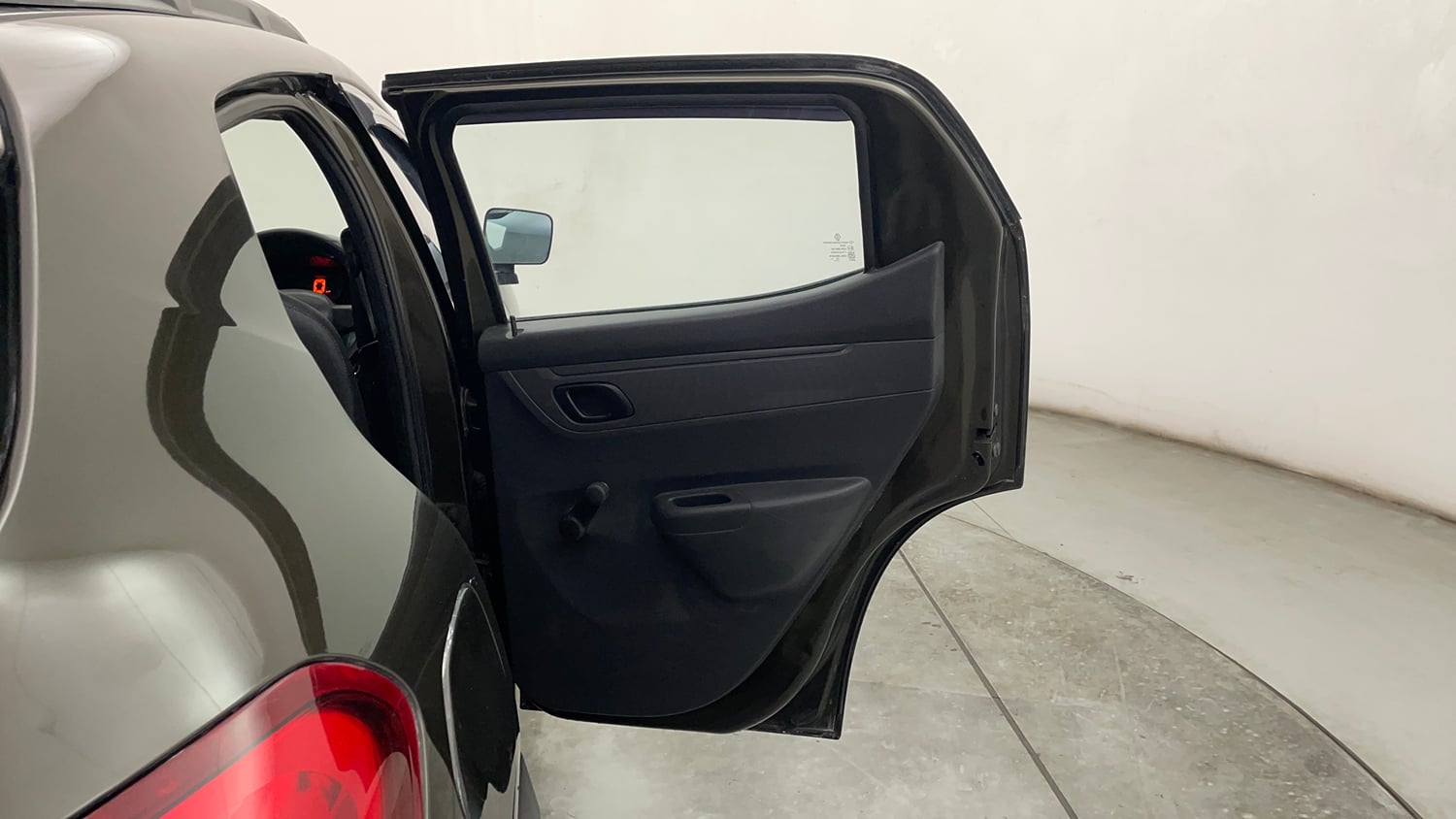 Used 2016 Renault Kwid RXT Petrol Manual interior RIGHT REAR DOOR OPEN VIEW