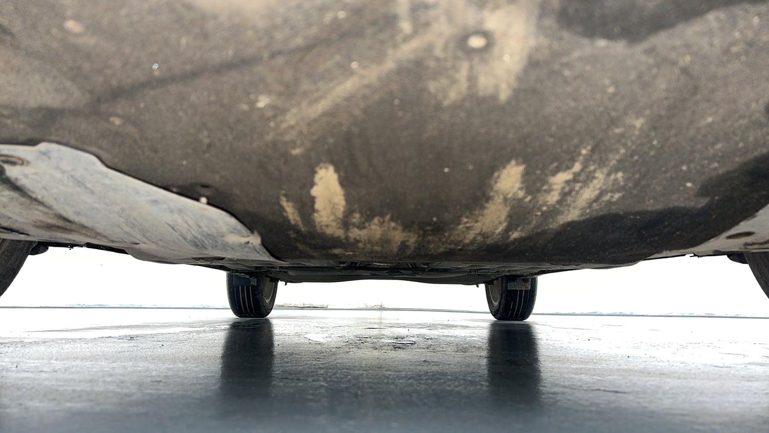 Used 2022 Maruti Suzuki Baleno Zeta AGS Petrol Automatic extra FRONT LEFT UNDERBODY VIEW