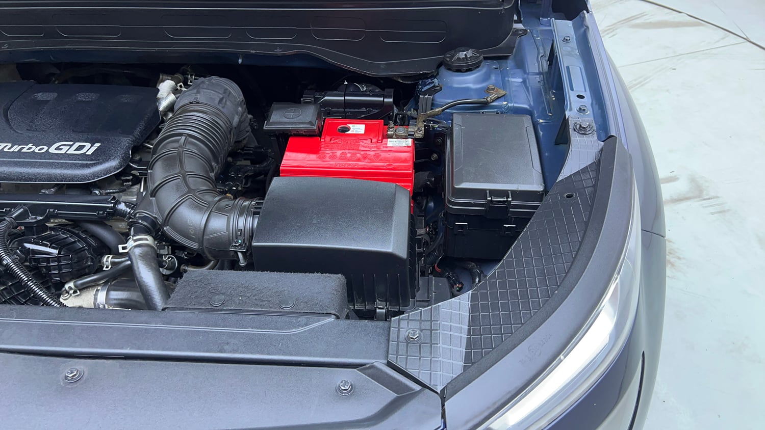 Used 2021 Hyundai Venue S 1.0 Turbo DCT Petrol Automatic engine ENGINE LEFT SIDE VIEW