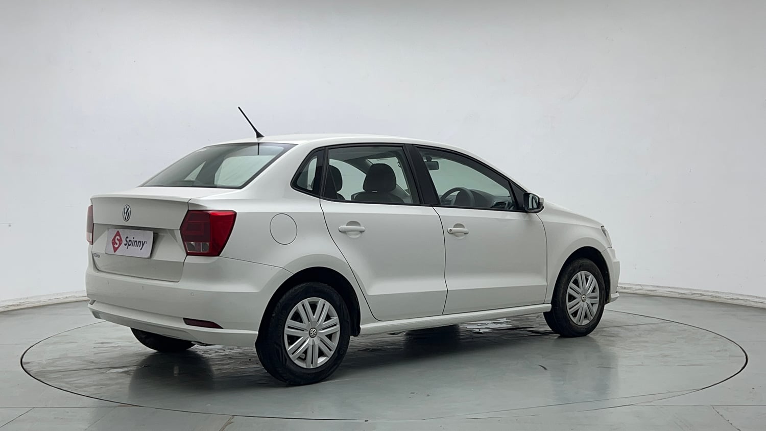 Used 2019 Volkswagen Ameo  1.0 Trendline Petrol + CNG(Outside Fitted) Petrol+cng Manual exterior RIGHT REAR CORNER VIEW