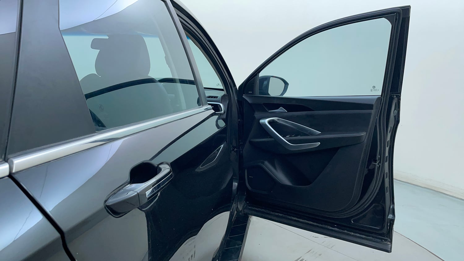 Used 2020 MG Motors Hector Sharp 1.5 DCT Petrol Petrol Automatic interior RIGHT FRONT DOOR OPEN VIEW