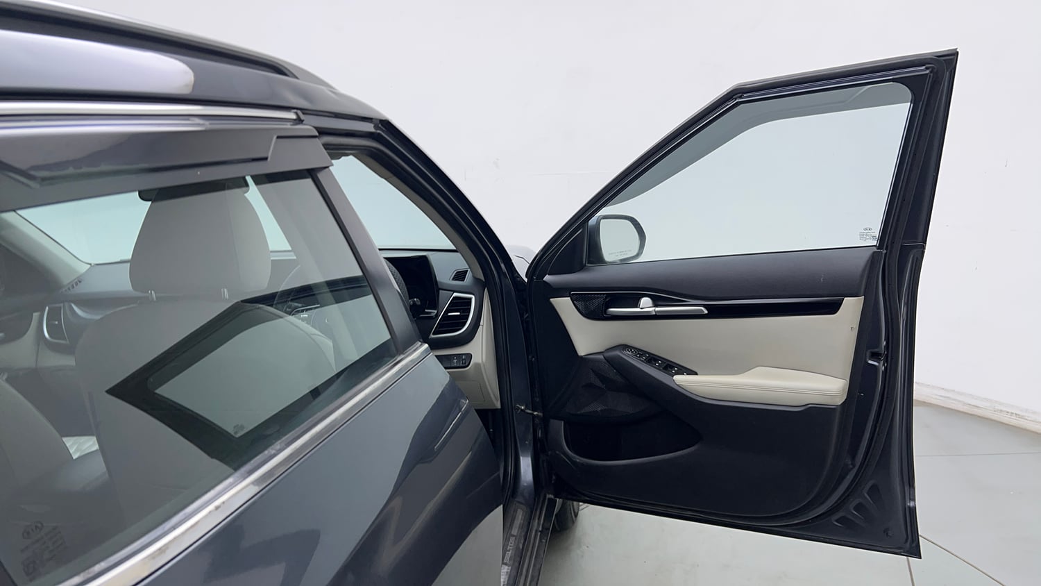 Used 2020 kia Seltos HTX IVT 1.5 Petrol Automatic interior RIGHT FRONT DOOR OPEN VIEW