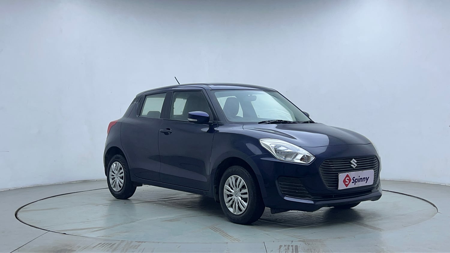 Used 2019 Maruti Suzuki Swift VXi AMT Petrol Automatic exterior RIGHT FRONT CORNER VIEW