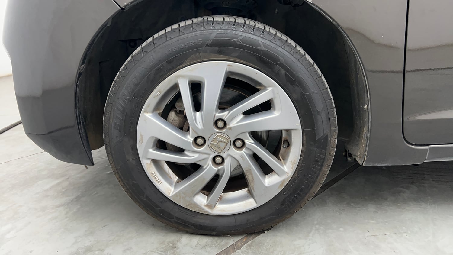 Used 2019 Honda Jazz V CVT Petrol Petrol Automatic tyres LEFT FRONT TYRE RIM VIEW