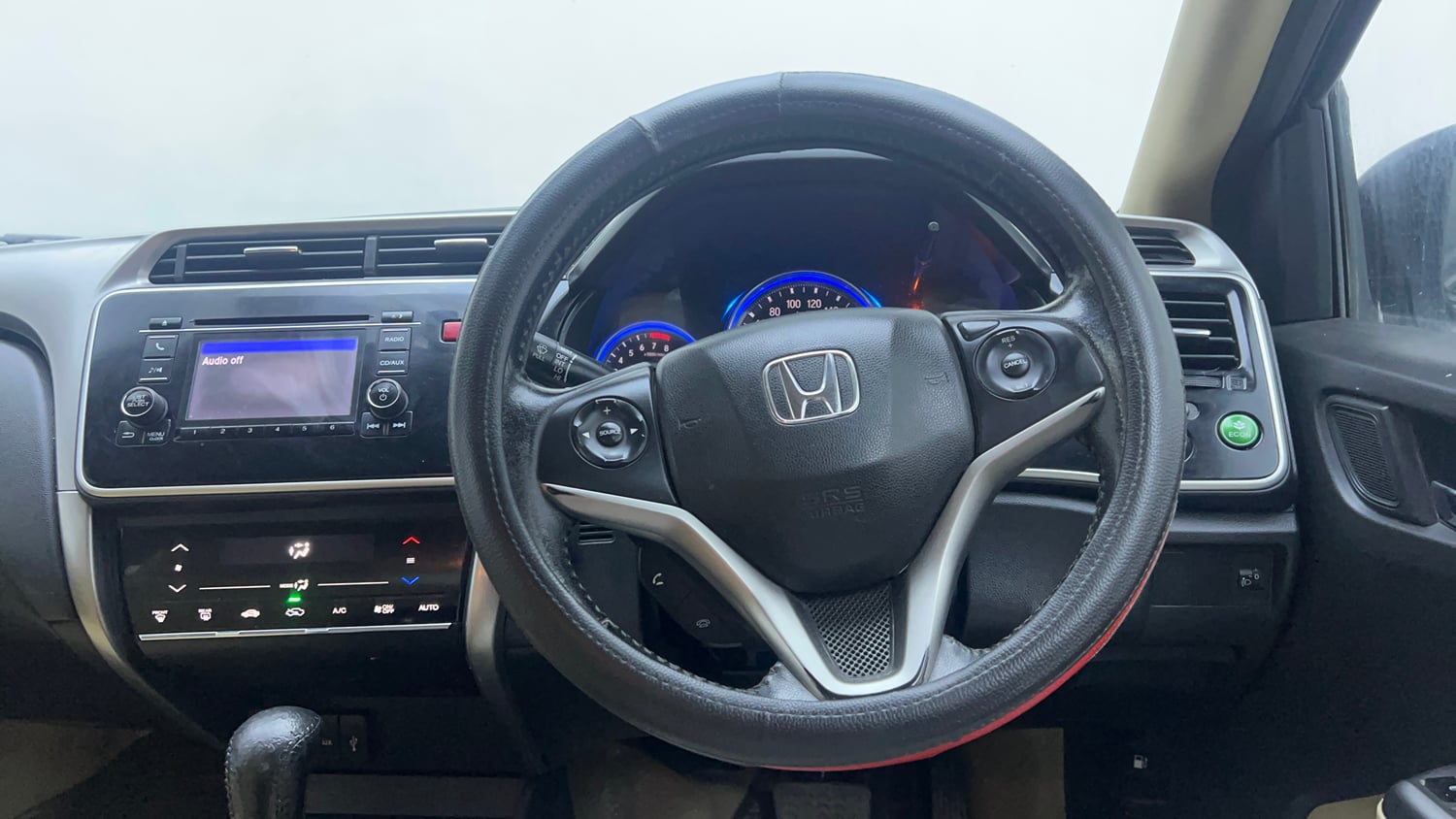 Used 2014 Honda City VX CVT Petrol Automatic interior STEERING VIEW