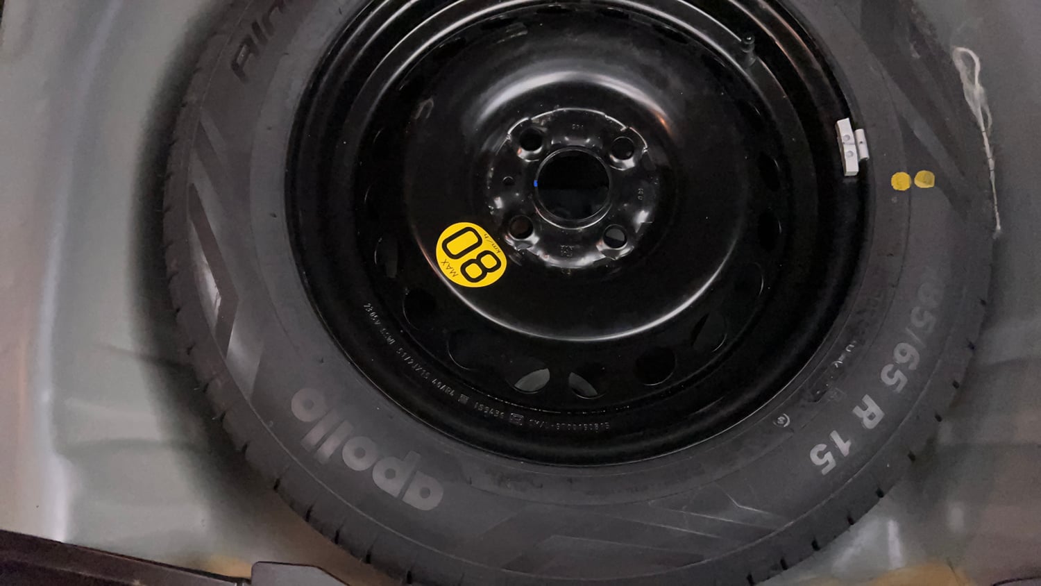 Used 2023 Toyota Glanza V AMT Petrol Automatic tyres SPARE TYRE VIEW
