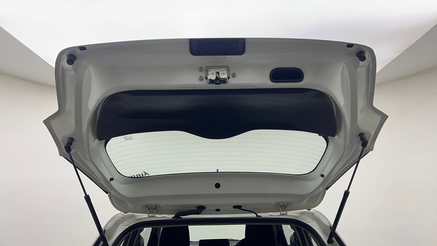 Used 2024 Maruti Suzuki Swift ZXi AMT Petrol Automatic interior DICKY DOOR OPEN VIEW