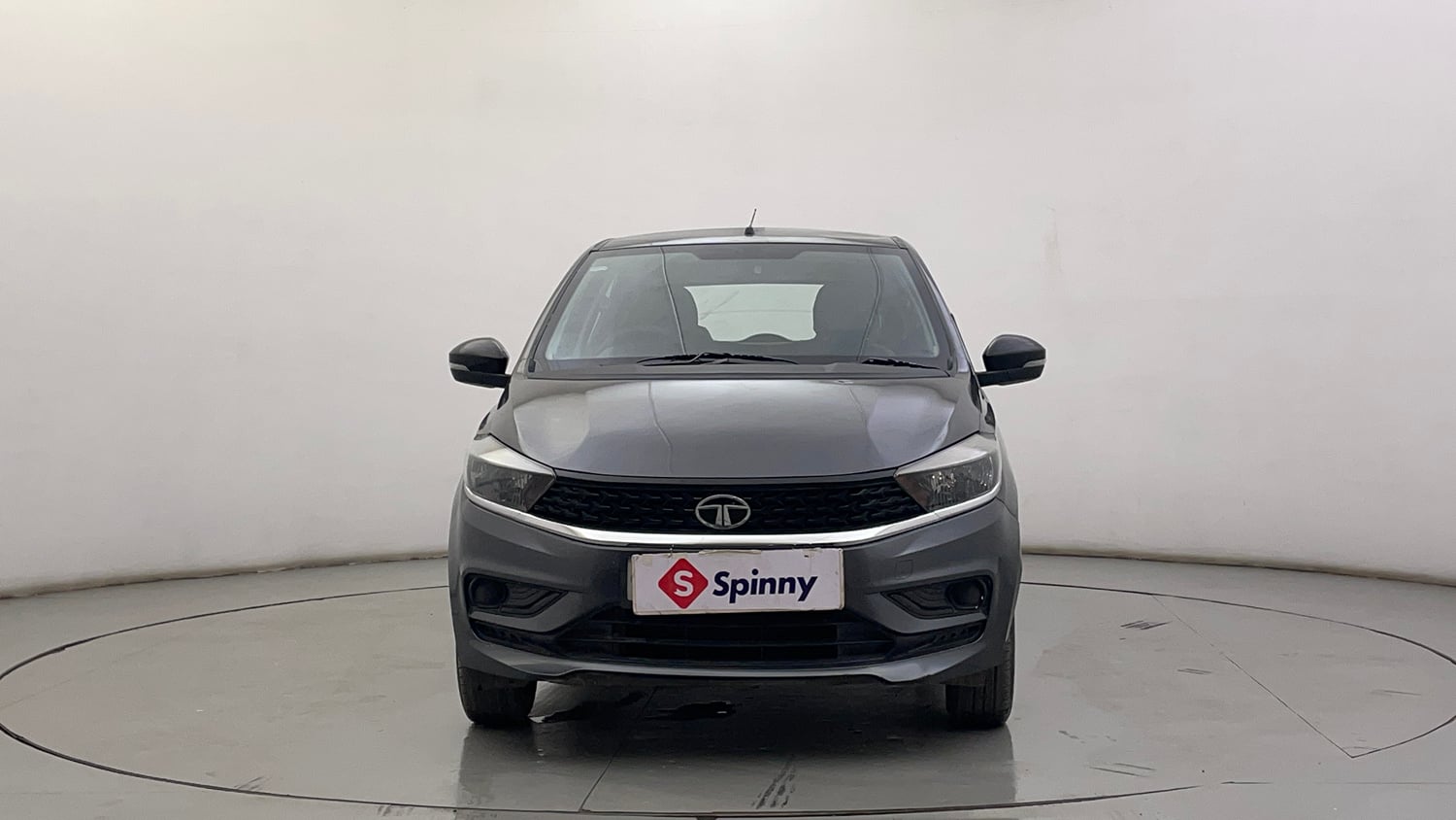 Used 2022 Tata Tiago XT (O) Petrol Manual exterior FRONT VIEW