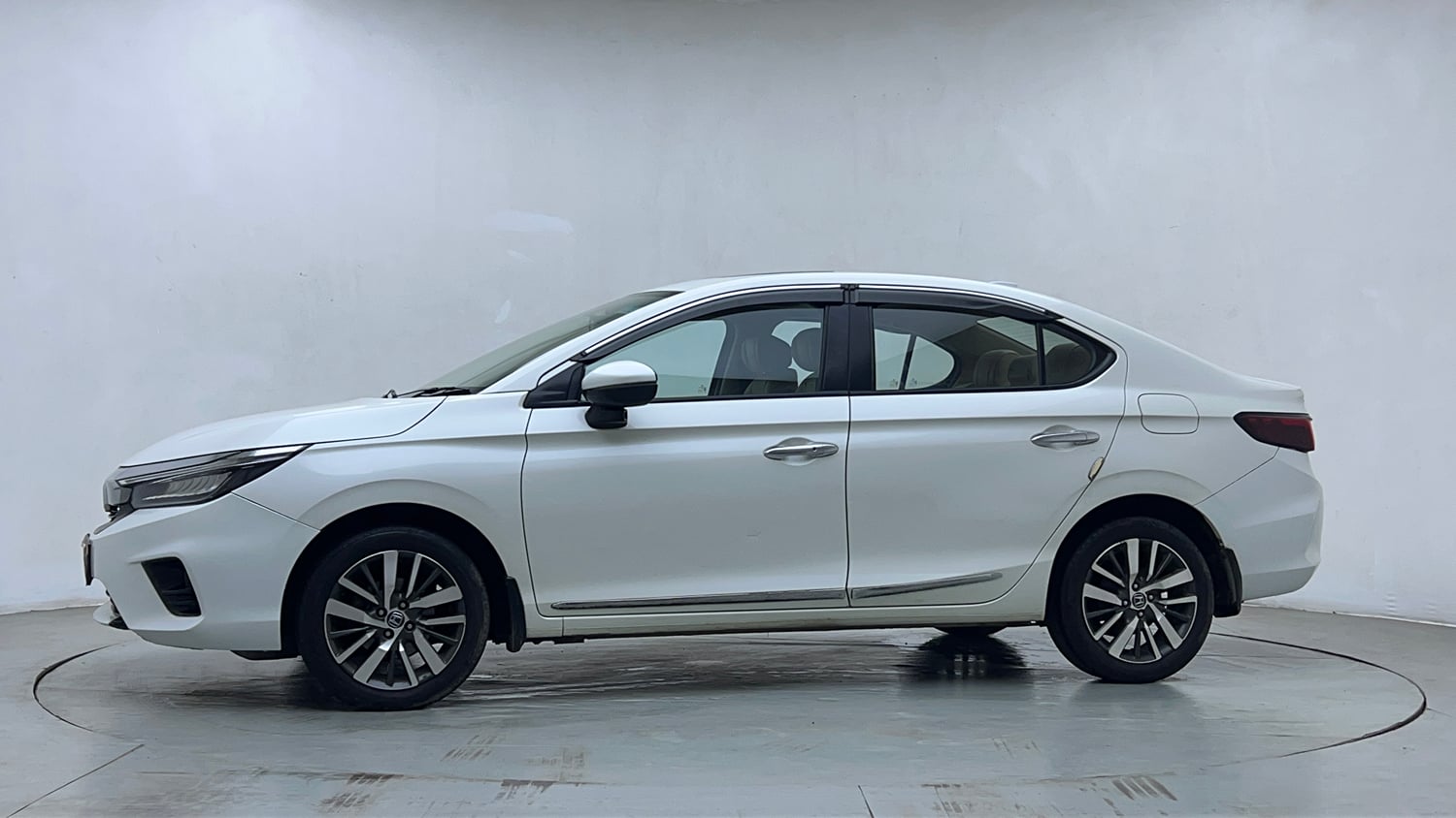 Used 2021 Honda City ZX CVT Petrol Petrol Automatic exterior LEFT SIDE VIEW