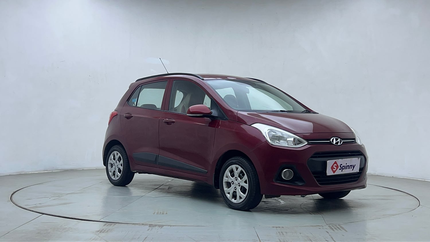 Used 2015 Hyundai Grand i10 Sportz 1.2 Kappa VTVT Petrol Manual exterior RIGHT FRONT CORNER VIEW
