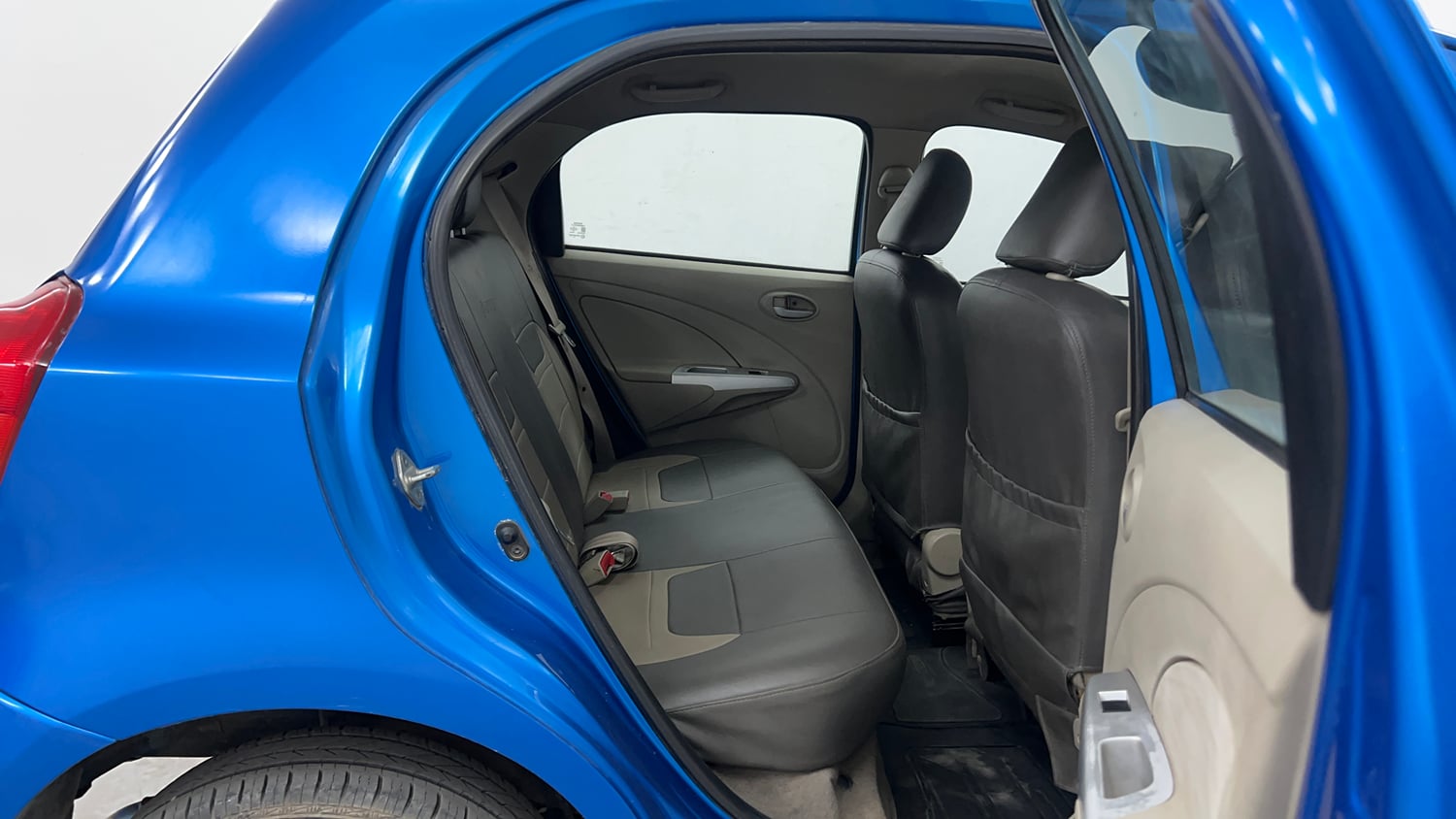 Used 2015 Toyota Etios Liva V Petrol Manual interior RIGHT SIDE REAR DOOR CABIN VIEW