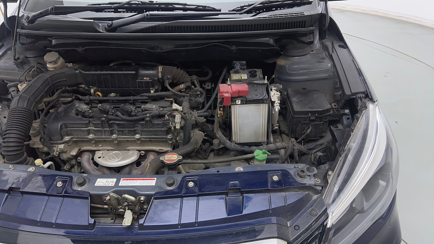 Used 2023 Maruti Suzuki Ciaz Alpha 1.5 Petrol Manual engine ENGINE LEFT SIDE VIEW