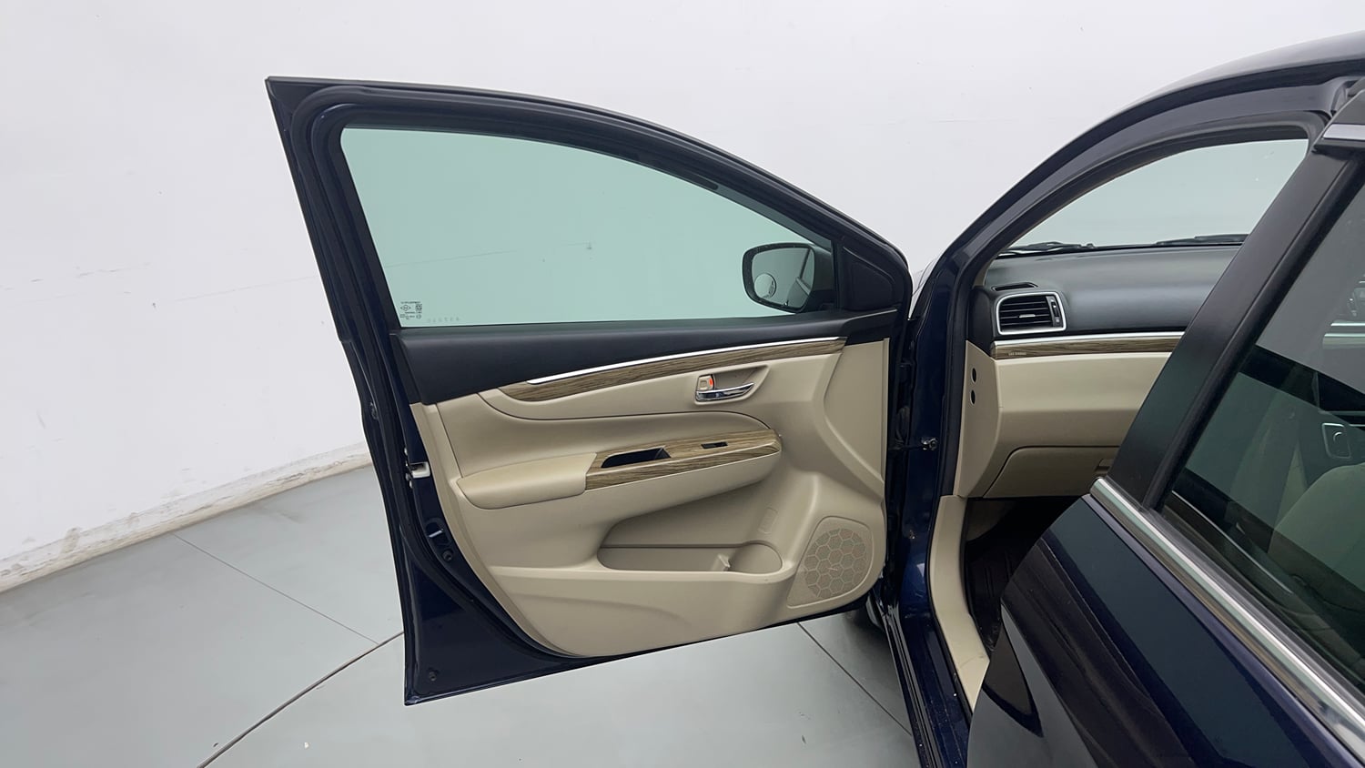 Used 2023 Maruti Suzuki Ciaz Alpha 1.5 Petrol Manual interior LEFT FRONT DOOR OPEN VIEW