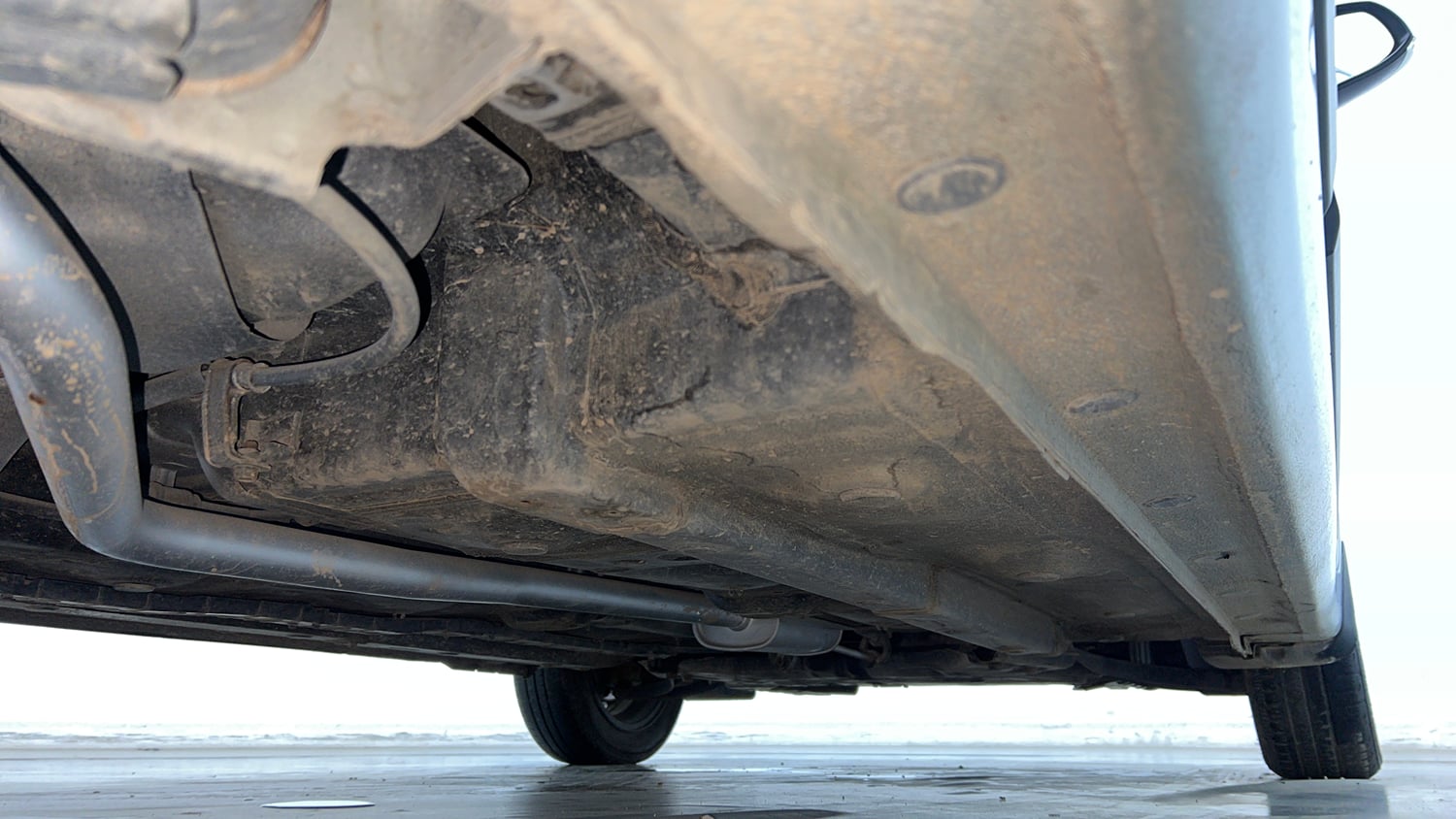 Used 2018 Hyundai Grand i10 Sportz (O) AT 1.2 Kappa VTVT Petrol Automatic extra REAR RIGHT UNDERBODY VIEW