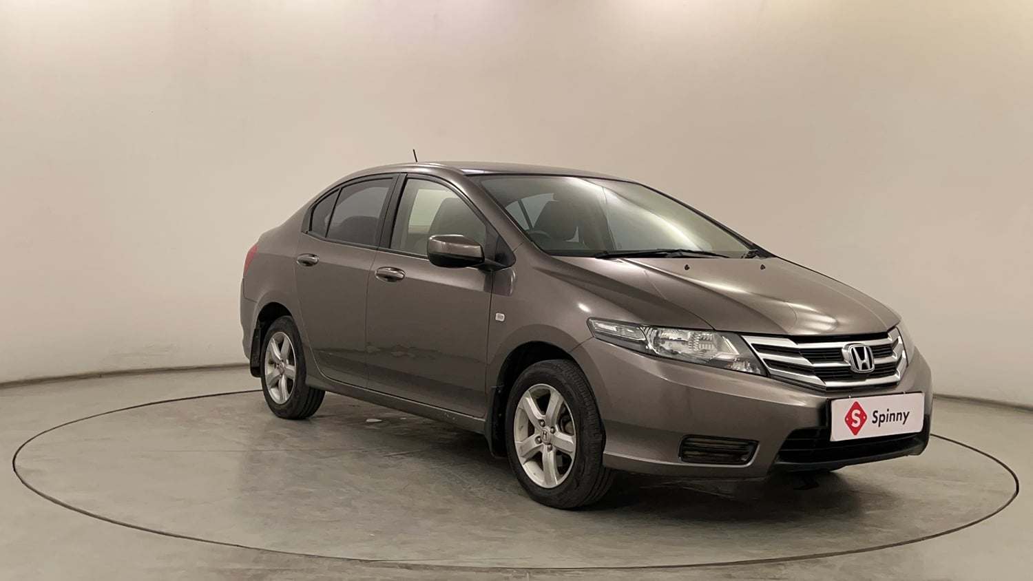 Used 2012 Honda City 1.5 S MT Petrol Manual exterior RIGHT FRONT CORNER VIEW
