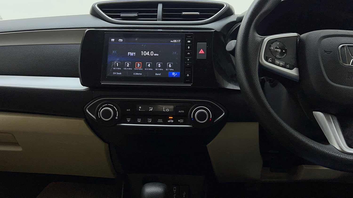 Used 2024 honda Amaze 2nd Generation VX 1.2 Petrol CVT Petrol Automatic interior MUSIC SYSTEM & AC CONTROL VIEW