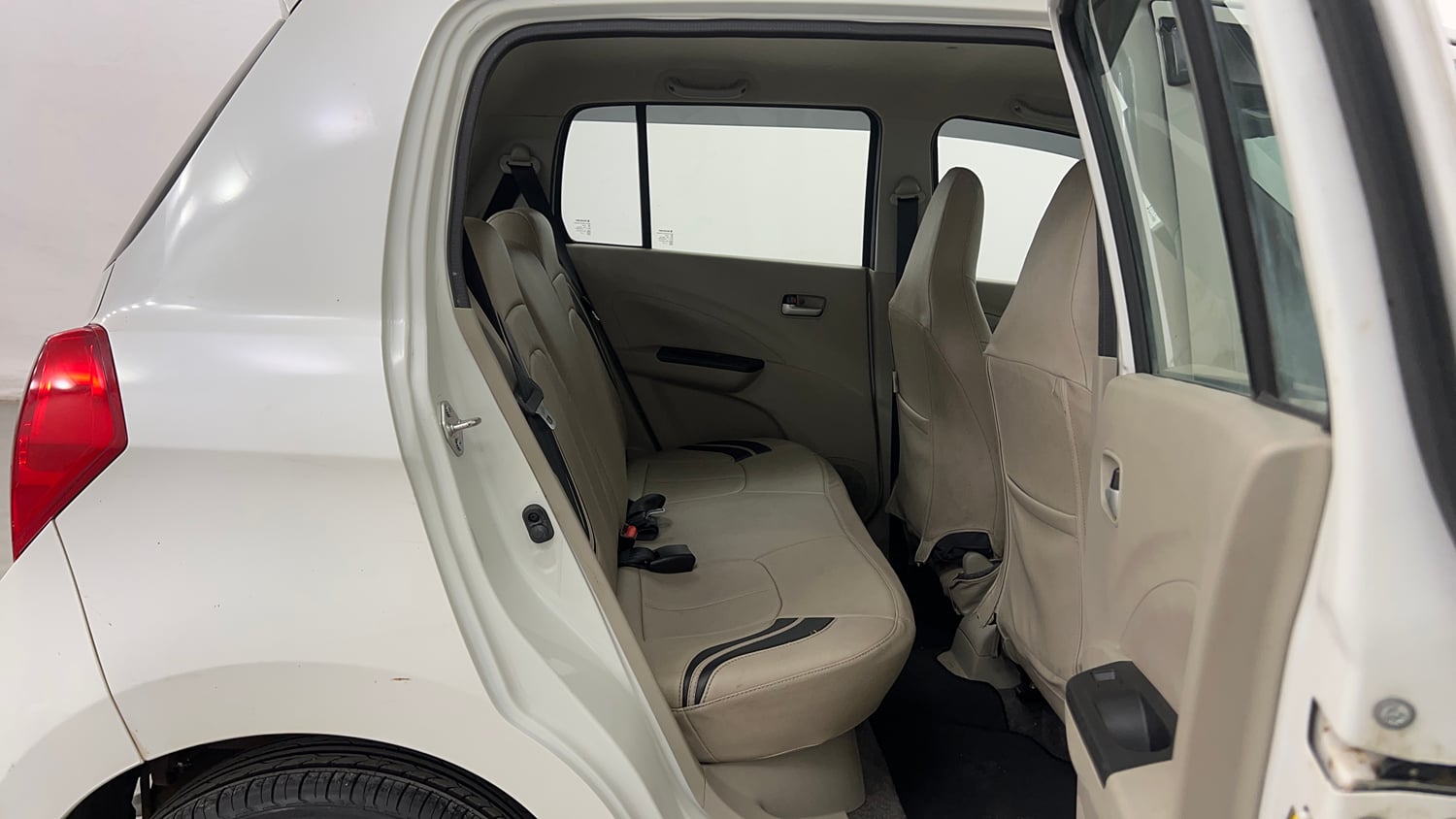 Used 2017 Maruti Suzuki Celerio ZXi AMT Petrol Automatic interior RIGHT SIDE REAR DOOR CABIN VIEW