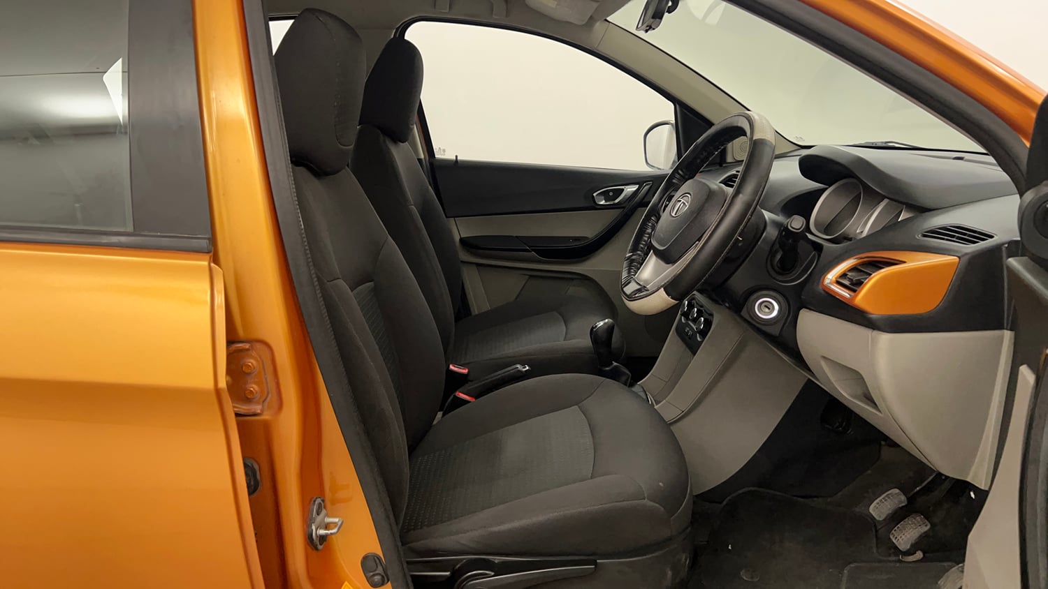 Used 2016 Tata Tiago Revotron XZ Petrol Manual interior RIGHT SIDE FRONT DOOR CABIN VIEW