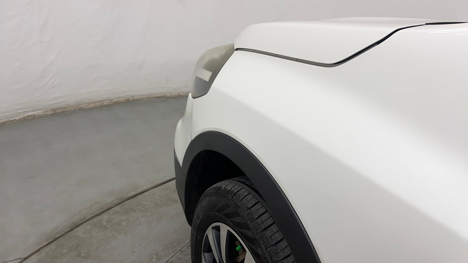 Used 2021 Maruti Suzuki S-Cross Alpha Petrol Manual dents MINOR DENT