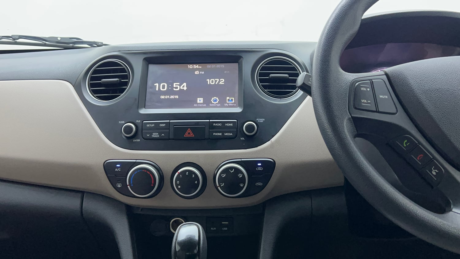 Used 2018 Hyundai Grand i10 Sportz (O) AT 1.2 Kappa VTVT Petrol Automatic interior MUSIC SYSTEM & AC CONTROL VIEW