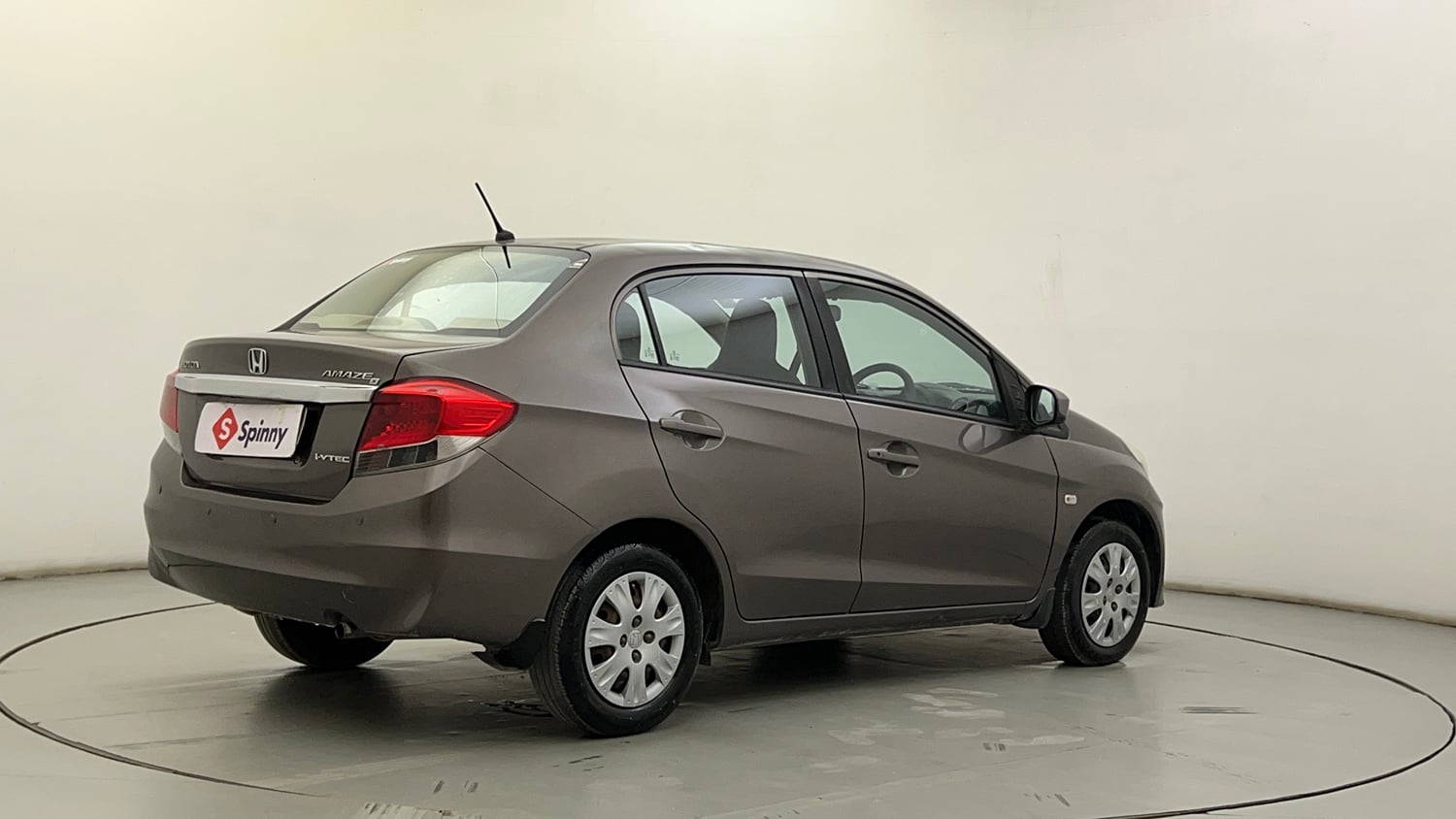 Used 2013 Honda Amaze 1.2 S i-VTEC Petrol Manual exterior RIGHT REAR CORNER VIEW