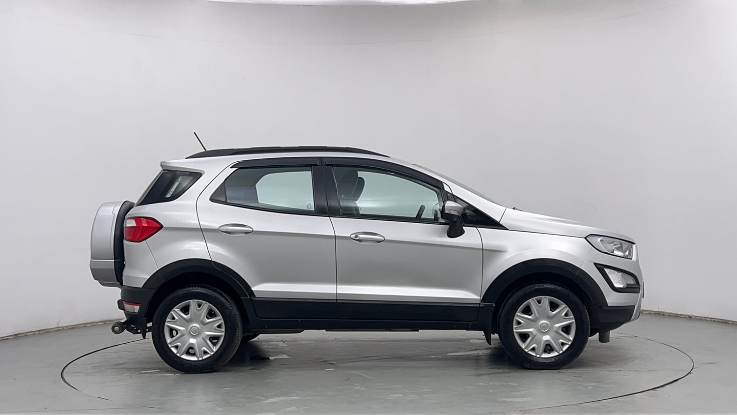 Used 2018 Ford EcoSport Trend + 1.5L TDCi Diesel Manual exterior RIGHT SIDE VIEW