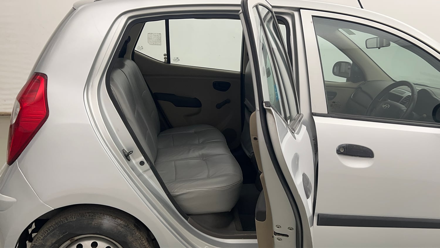 Used 2013 Hyundai i10 Era 1.1 iRDE2 Petrol Manual interior RIGHT SIDE REAR DOOR CABIN VIEW