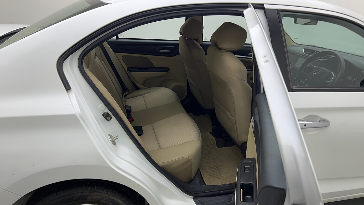Used 2024 honda Amaze 2nd Generation VX 1.2 Petrol CVT Petrol Automatic interior RIGHT SIDE REAR DOOR CABIN VIEW