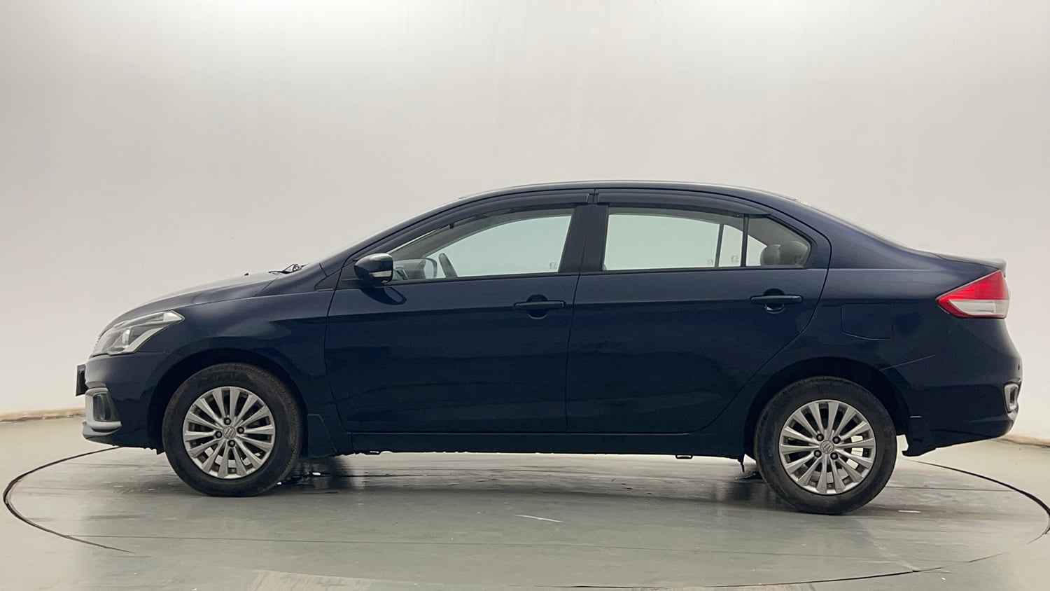 Used 2022 Maruti Suzuki Ciaz Delta 1.5 Petrol Manual exterior LEFT SIDE VIEW
