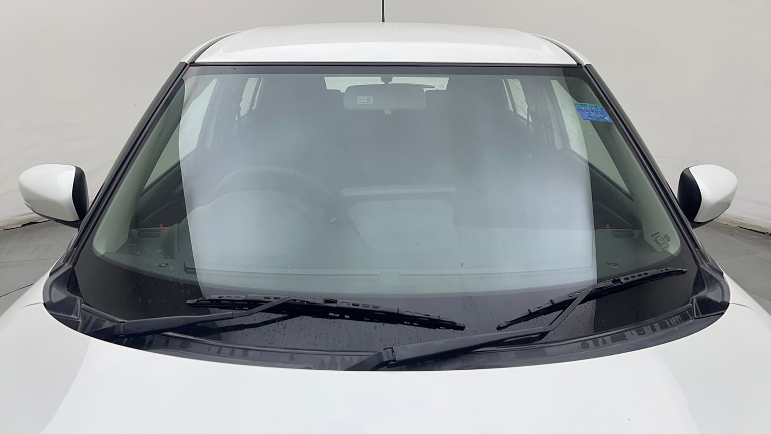 Used 2024 Maruti Suzuki Swift ZXi AMT Petrol Automatic exterior FRONT WINDSHIELD VIEW