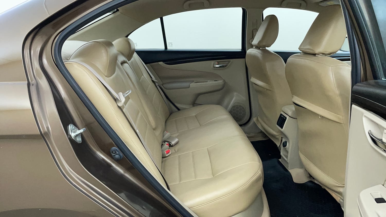 Used 2017 Maruti Suzuki Ciaz VXi Petrol Manual interior RIGHT SIDE REAR DOOR CABIN VIEW