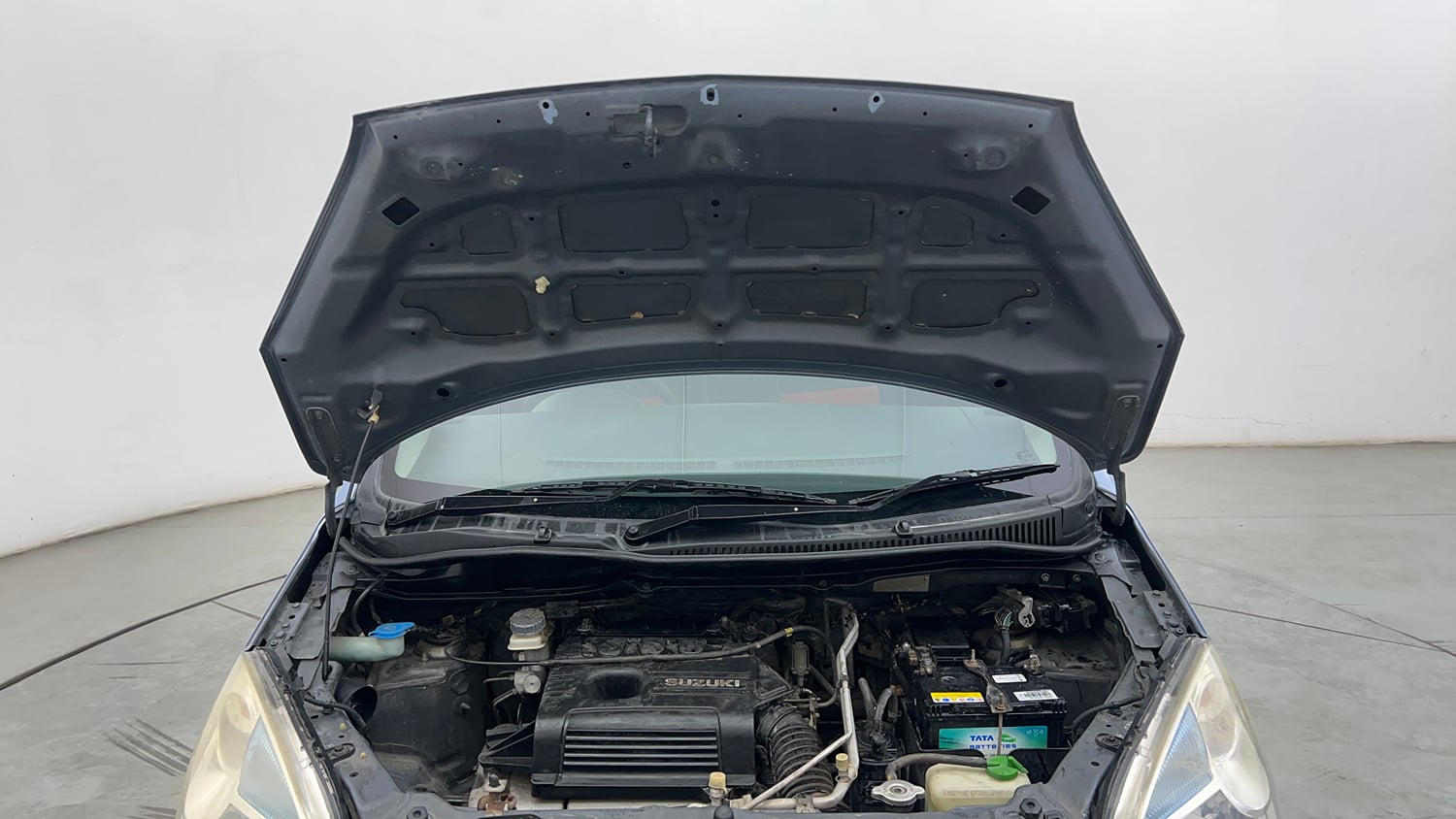 Used 2012 Maruti Suzuki Wagon R 1.0 VXi Petrol Manual engine ENGINE & BONNET OPEN FRONT VIEW