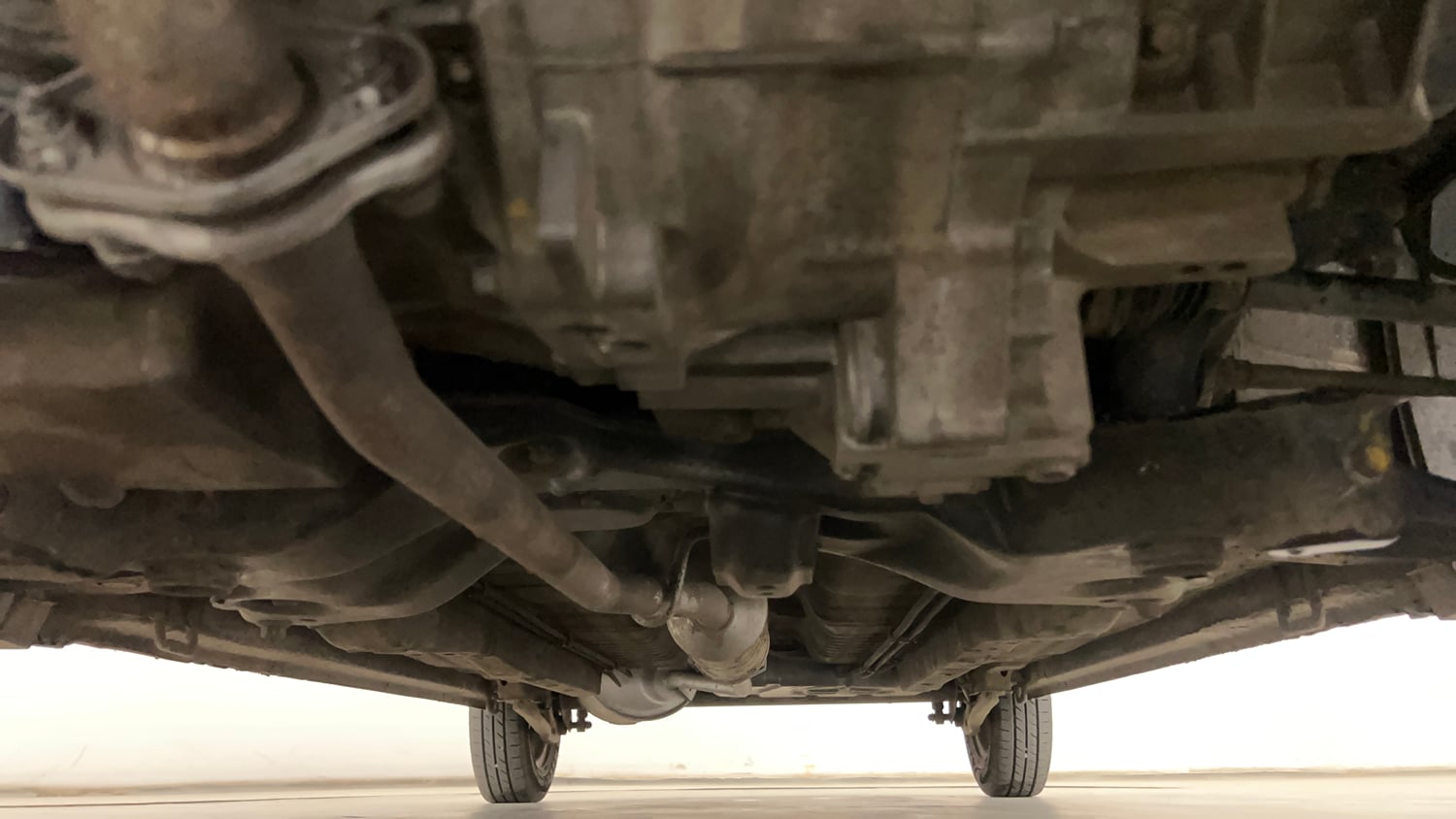 Used 2012 Maruti Suzuki Wagon R LXi Petrol Manual extra FRONT LEFT UNDERBODY VIEW