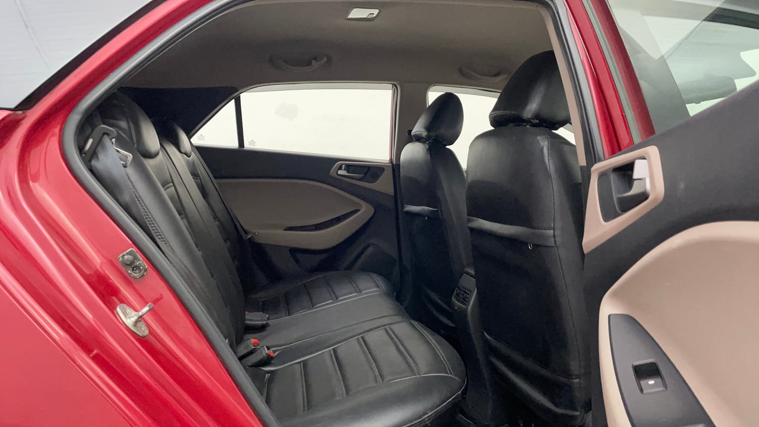 Used 2017 Hyundai Elite i20 Sportz 1.2 Petrol Manual interior RIGHT SIDE REAR DOOR CABIN VIEW