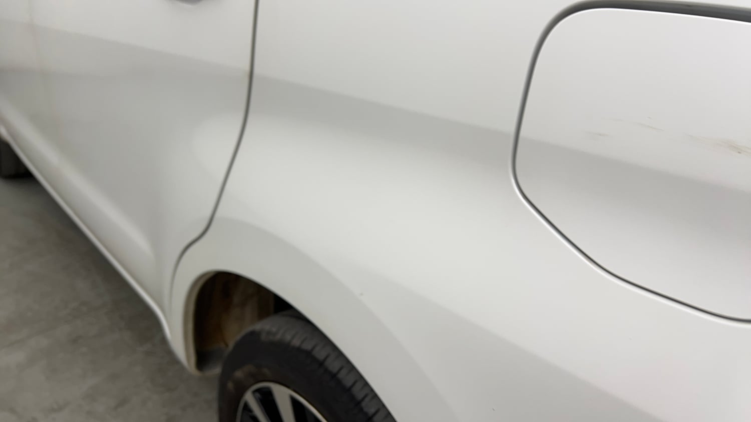 Used 2023 Toyota Innova Crysta ZX 2.7 AT 7 STR Petrol Automatic dents MINOR DENT