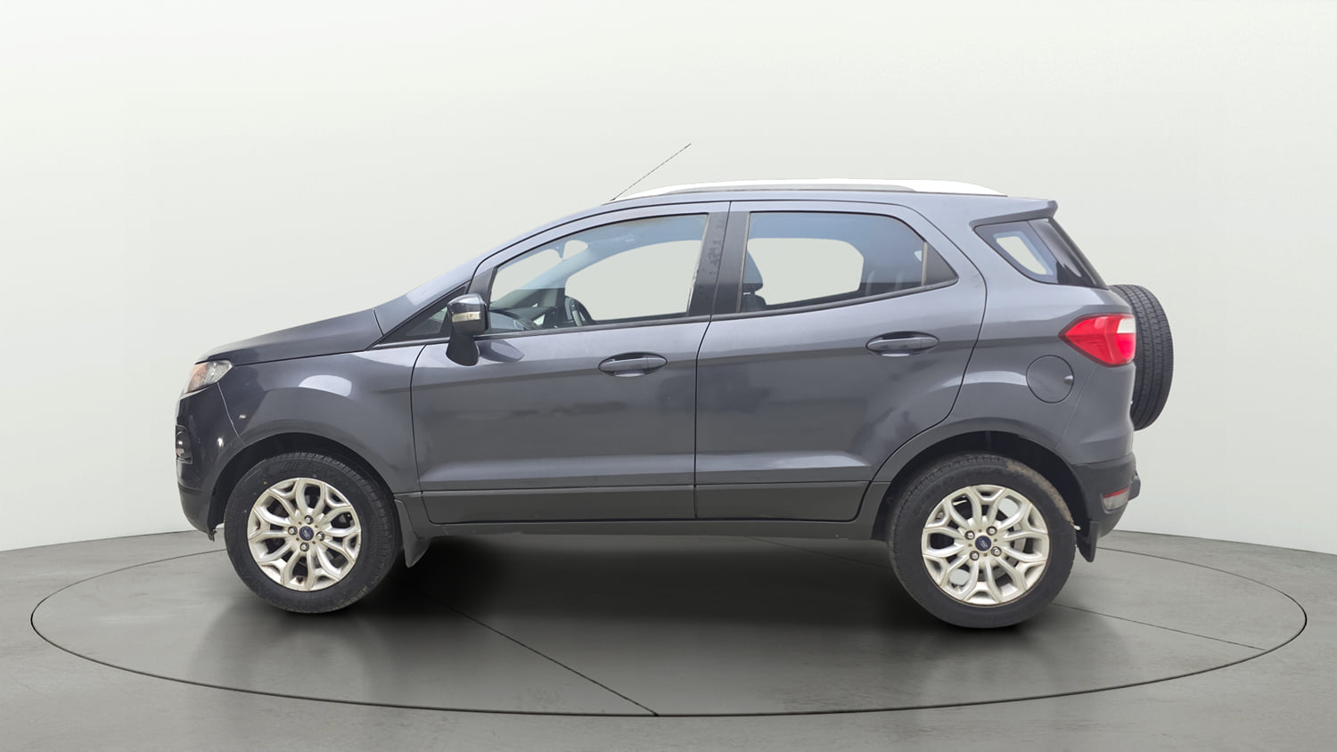Used 2015 Ford EcoSport Titanium 1.5 TDCi Diesel Manual exterior LEFT SIDE VIEW