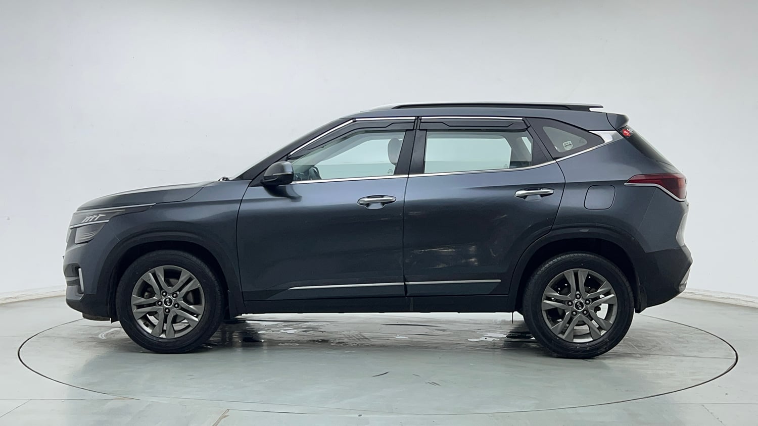 Used 2020 kia Seltos HTX IVT 1.5 Petrol Automatic exterior LEFT SIDE VIEW
