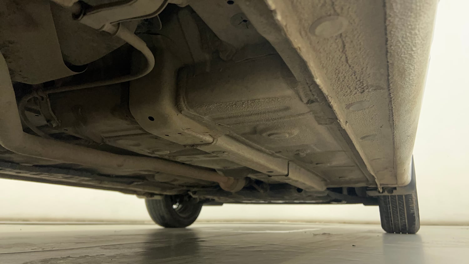 Used 2025 Hyundai Grand i10 Nios Sportz 1.2 Hy-CNG Duo Cng Manual extra REAR RIGHT UNDERBODY VIEW