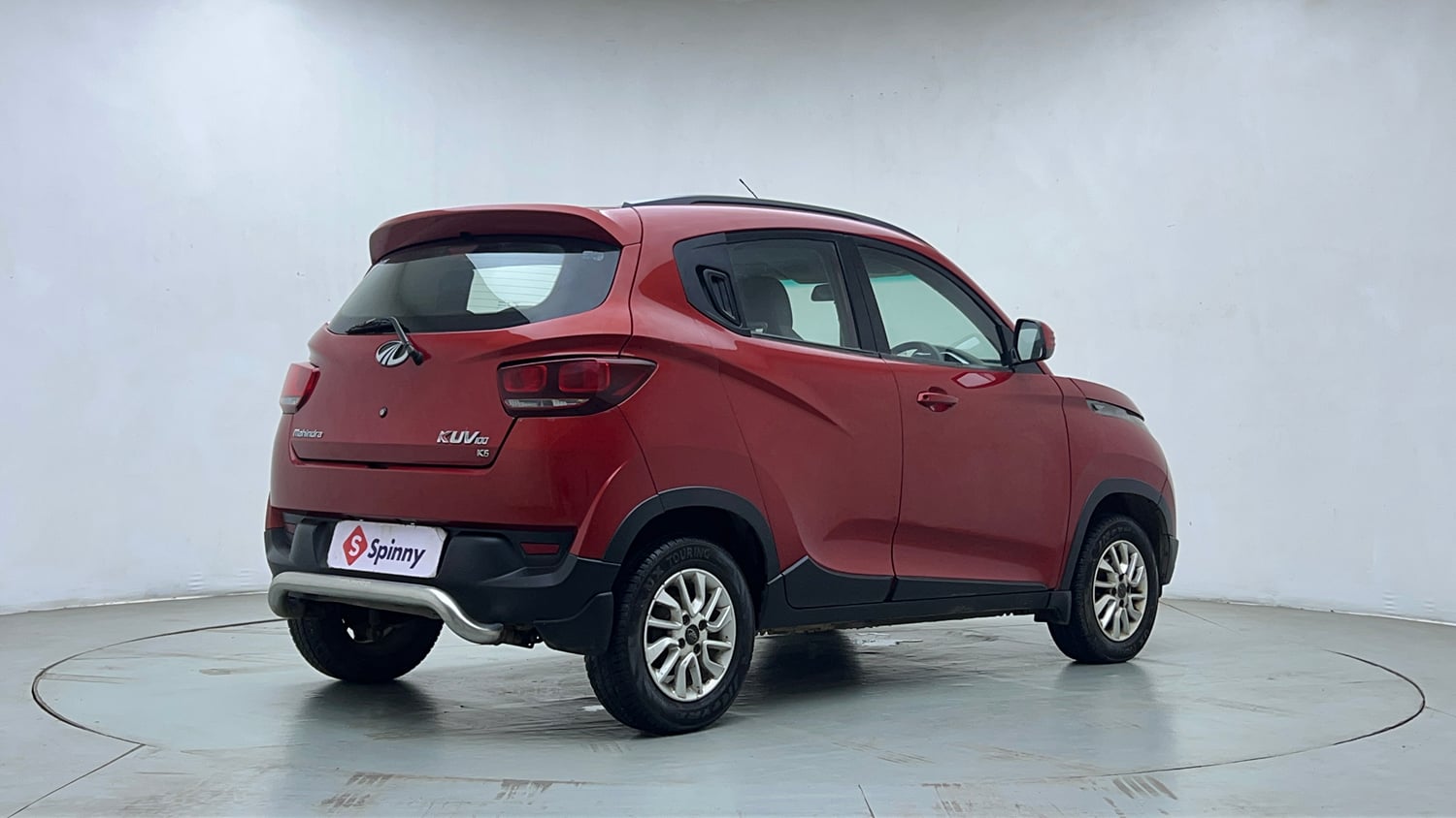Used 2017 Mahindra KUV100 K6 6 STR Petrol Manual exterior RIGHT REAR CORNER VIEW